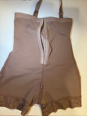 Shapewear Slip Short Bodysuit in Mauve